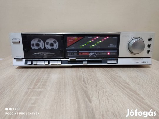 Aiwa Ad-F220 típusú hifi magnó deck (2.)