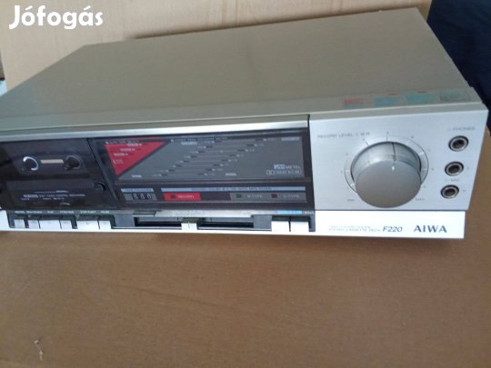 Aiwa F220 magnó deck