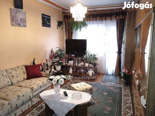 Ajkai eladó 53 nm-es lakás