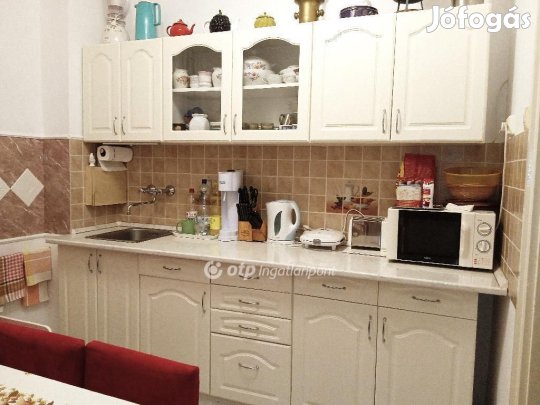 Ajkai eladó 53 nm-es lakás