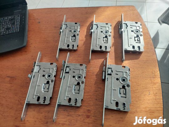 Ajtó bevésőzár Pascal