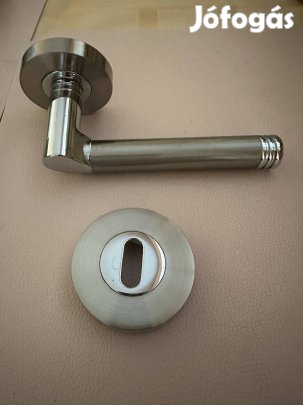 Ajtó kilincs nemesacél