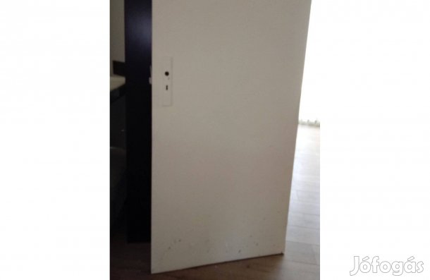 Ajtólap bontásból ingyen elvihető