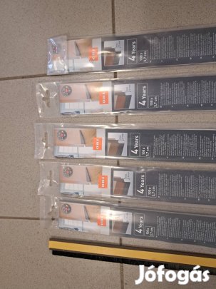 Ajtótömítés öntapadós