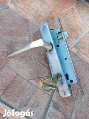 Ajtózár eladó, Ócsa