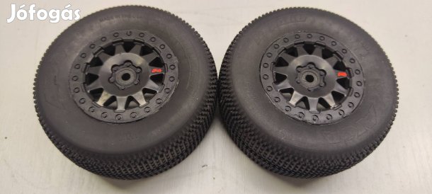 Aka Impact 1/10 SCT RC autó kerék pár