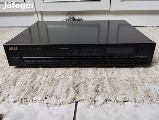 Akai AT-52 rádió tuner