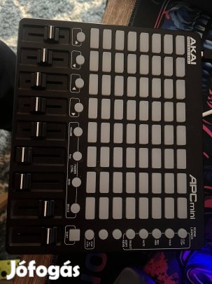 Akai Mpc Mini ( proffesional )
