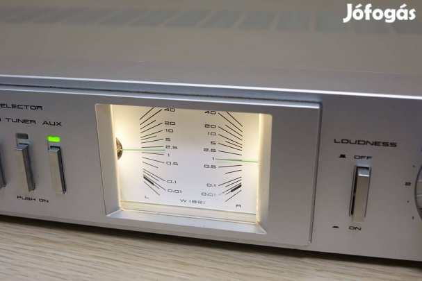 Akai erősítő am u01