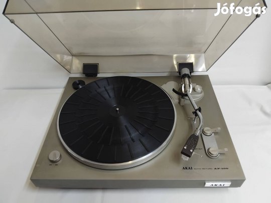 Akai lemezjátszó új AT hangszedővel