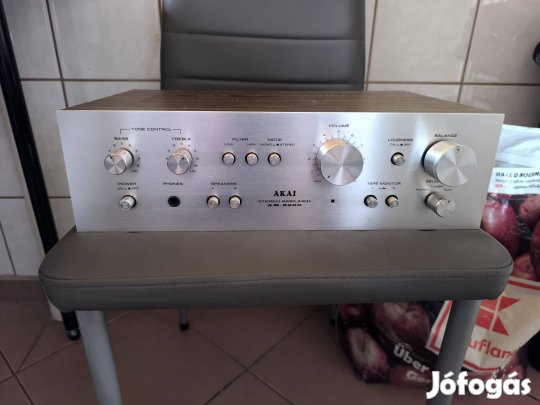 Akai vintage erősítő 