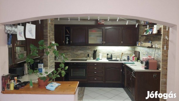 Akár két generáció számára is alkalmas otthon!