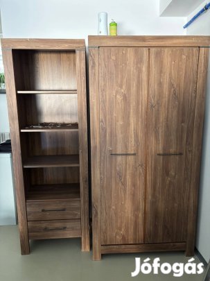 Akasztós szekrény könyves polc