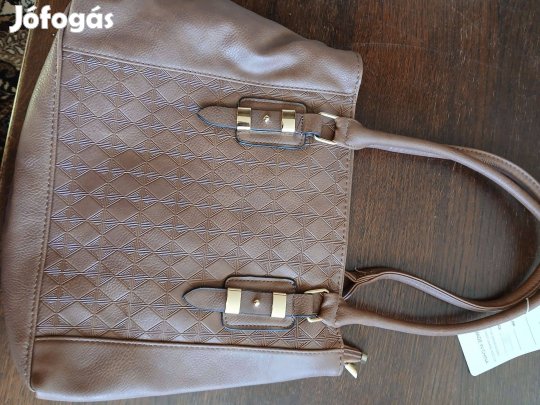 Akció 13. Női Táska Sok szin és Fazon Új Termék :