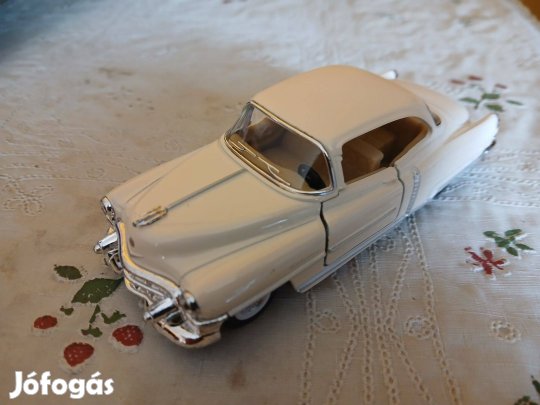 Akció 61. Fém Kisautó Amerikai Retro Fehér Autó Új Termék :