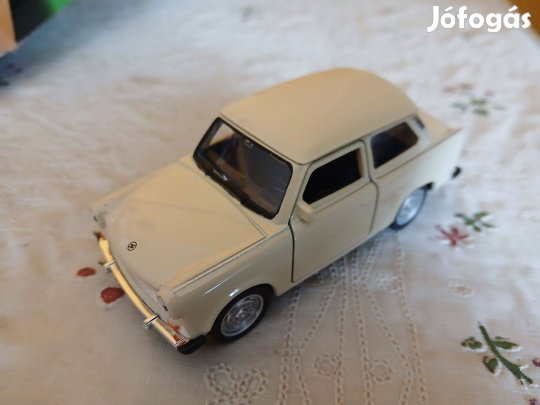 Akció 64. Fém Kisautó Trabant Fehér Új Termék :