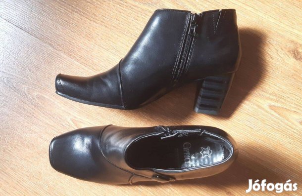Akció! Fekete bőr, Carpice márkájú 39-es bokacsizma eladó