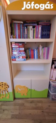 Akció! Gyerekszoba polcos elem (szekrény külön eladó)