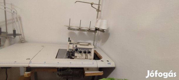 Akció! Két varrógép egy áráért!