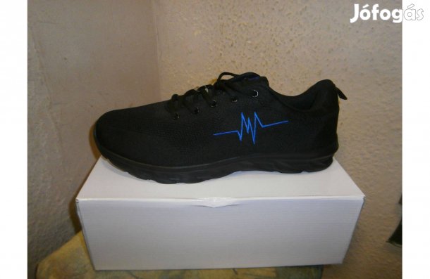 Akció ! Új, nagyméretű, légáteresztő férfi sportcipő, mérete: 50