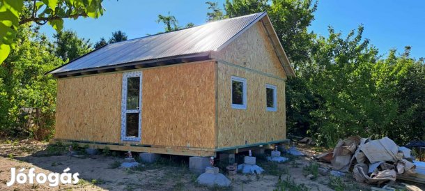 Akció április 15-ig Könnyűszerkezetes faház- tető + ablak + ajtó