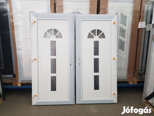 Akciós Jobb 95X205 cm új bejárati ajtó Ingyen Szállítva -Raktárról