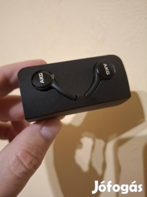 Akg füles új