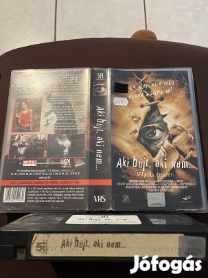 Aki bújt aki nem horror vhs 