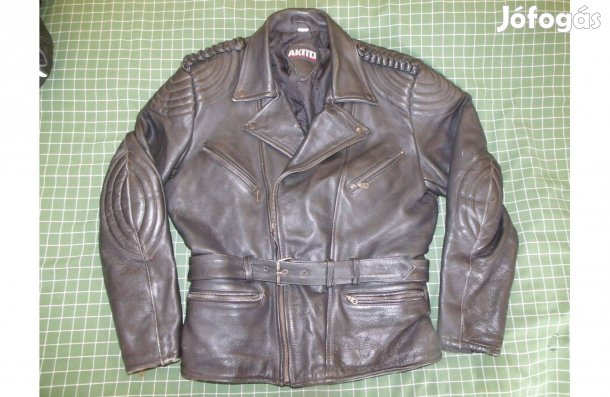 Akito motoros bőrdzseki L méret