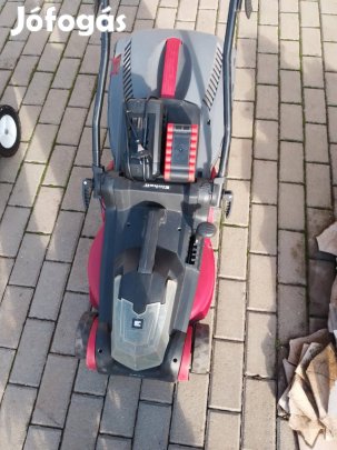 Akkumulátoros fűnyíró