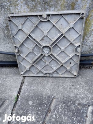 Aknafedél könnyűfém