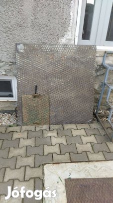 Aknafedlap vas. 112x114 cm