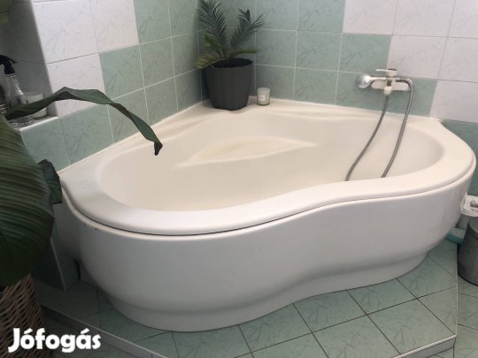 Akril sarok kád előlappal eladó