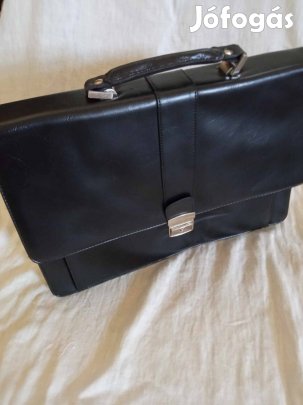 Aktatáska fekete