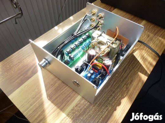 Aktiv hifi hangváltó crossover erősítő high-end keresztváltó