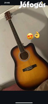 Akusztikus Gitár