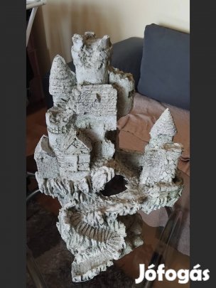 Akvárium dekoráció vár rom 41 cm Kőbányán eladó