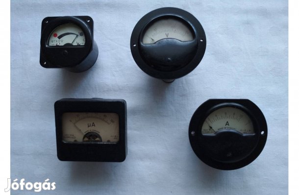 Alapműszerek 4 db