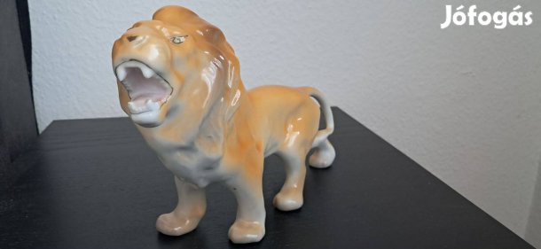 Alba Iulia porcelán oroszlán figura (28 cm)