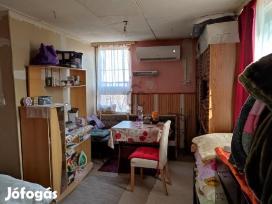 Albertirsai 35 nm-es ház eladó
