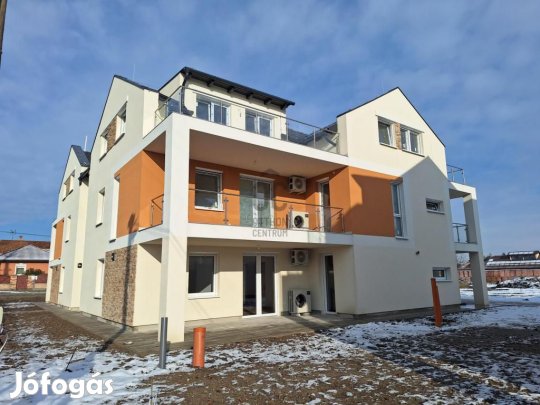 Albertirsai eladó 115 nm-es lakás
