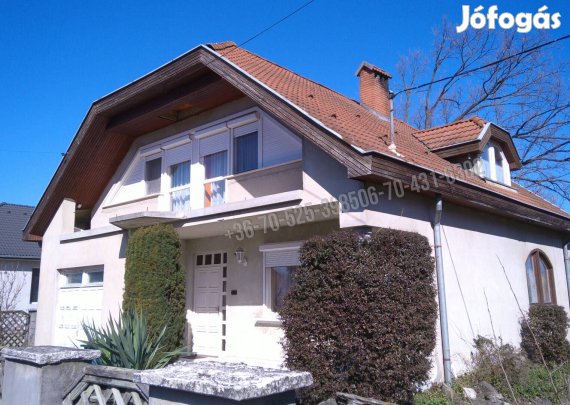Albertirsán tetőtér beépítéses galériás családiház eladó