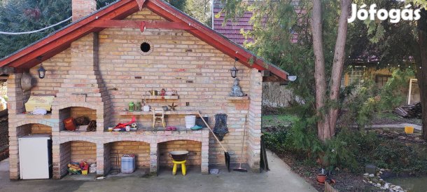 Albertirsán zöldövezeti ingatlan eladó