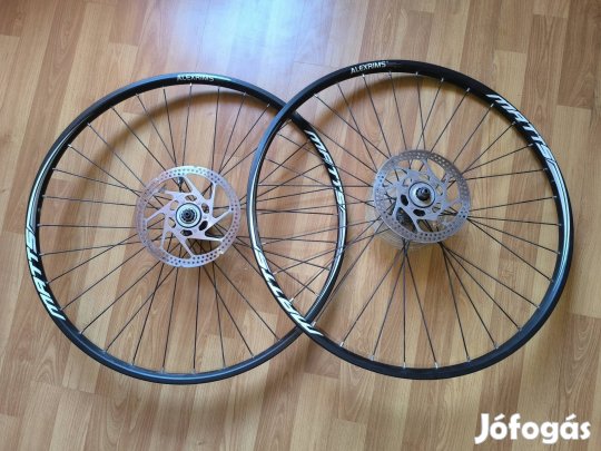 Alexrims Matts 26"-os tárcsafékes kerékszett (Shimano M495A) aggyal