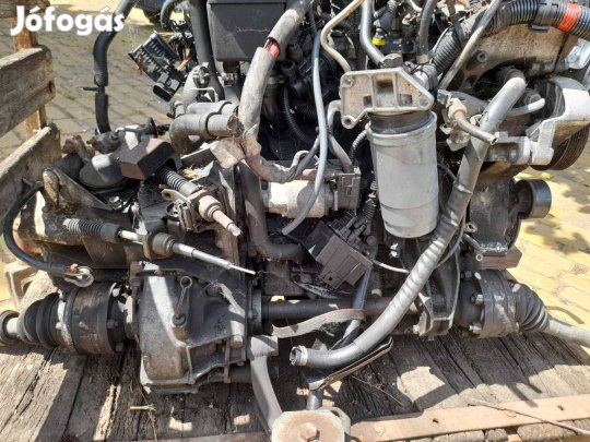 Alfa 165 19jtd motor váltó öninditó