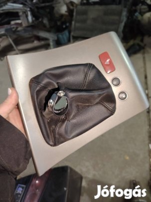 Alfa Romeo 159 váltó konzol 