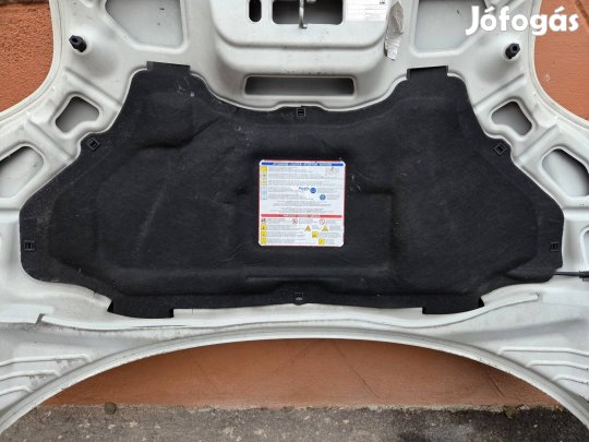 Alfa Romeo Mito motorháztető szigetelés 