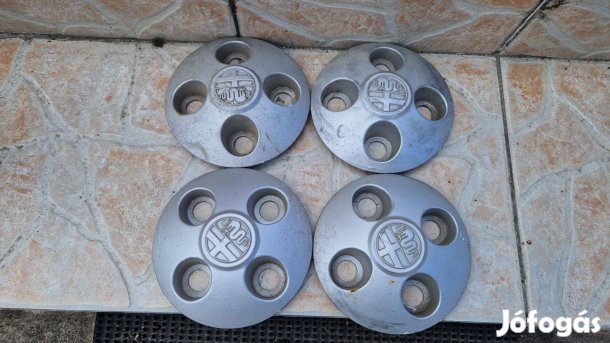 Alfa Romeo felniközép