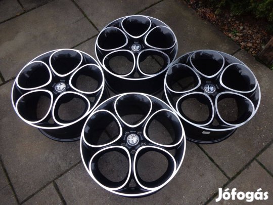 Alfa Romeo új gyári alufelnik