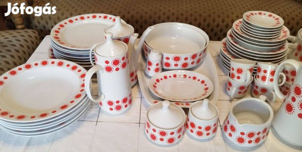 Alföldi piros pöttyös étkészlet